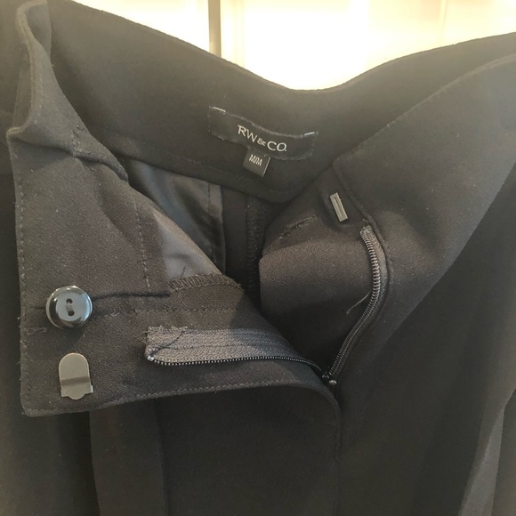 RW&Co Stretch Signature Fit Paper Bag Pant - Picture 10 of 10